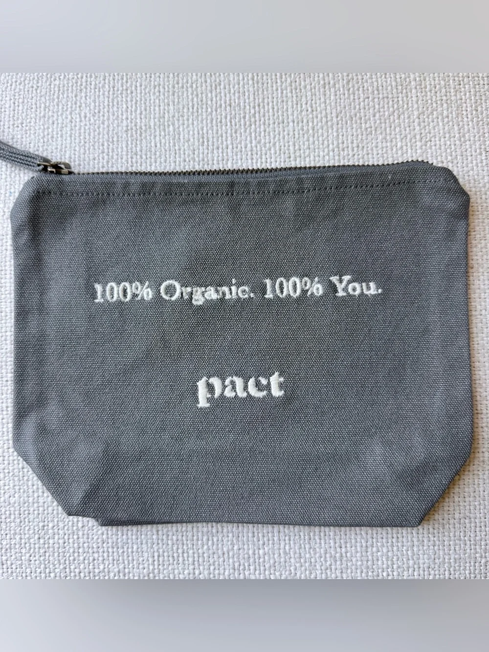 Pact Organic Cotton Canvas Travel Pouch Gray NWOT